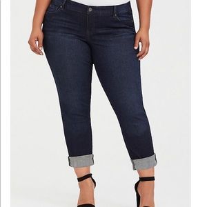 Torrid Premium Stretch Boyfriend Jeans “Dark wash”